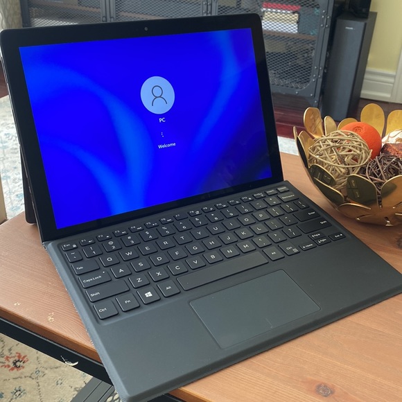 Dell latitude,12.3 screen size,Windows 11,Touchscreen,256GB,Wifi-cellular - Picture 5 of 9